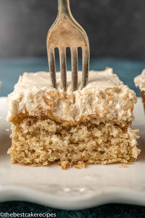 Cake Mix Buttermilk Cake Homemade Cake Mixes, The Best Cake Recipes, Cake Mix Recipe, Easy Vanilla Cake, Cinnamon Buttercream, Unfrosted Cake, Buttermilk Cake, Canned Frosting, Gourmet Cakes