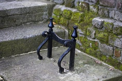 Boot Scraper, Art Fer, Old Fashioned House, Front Stoop, Horse Drawn Wagon, Bob Vila, Dutch Door, House Features, The Ranch