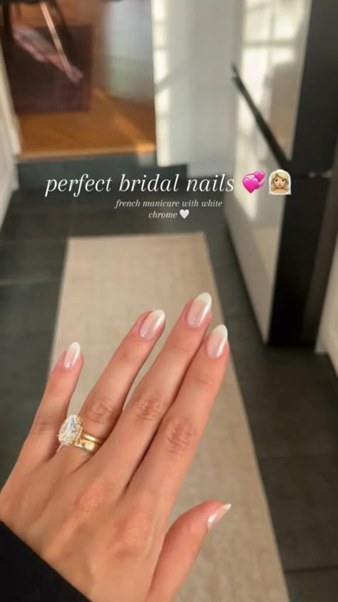 Nails french tip Wedding Natural Nails, Bachelorette Nail Ideas Bride, Reception Nails, Unique Wedding Nails, French Manicure White, Bridal Nails French, Chrome French Tip Nails, Bridal Shower Nails, Bachelorette Nails