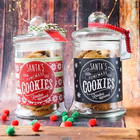 FREE Printable Christmas Cookie Jar Labels on Kara's Party Ideas | KarasPartyIdeas.com Christmas Cookie Labels, Christmas Cookie Jars Gift Ideas, Cookie Jar Gift, Cookies Label, Christmas Food Labels, Cookie Jar Christmas, Cookie Jar Gifts, Christmas Cookie Jar, Cookies Jar