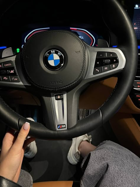 Bmw Interior, Bmw Girl, Girls Driving, New Luxury Cars, Bmw Love, Car Goals, Bmw Motorcycle, Luxury Lifestyle Dreams, Classy Photography