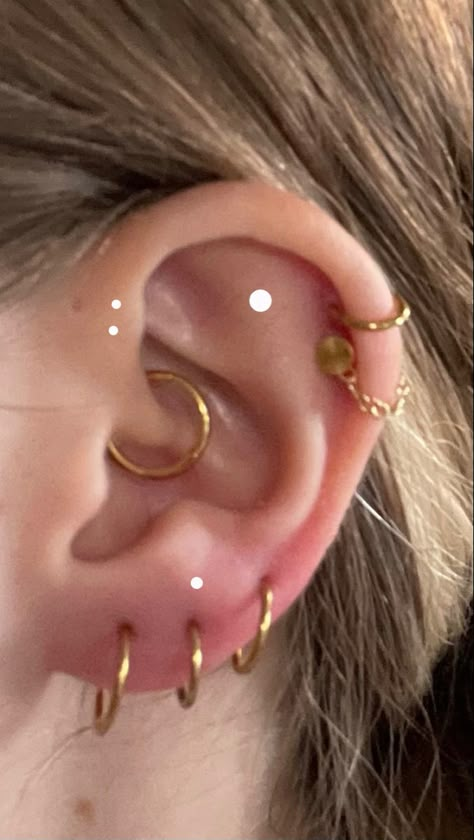 Daith And Tragus Piercing Combo, Dream Piercings, Daith Ear Piercing, Daith Piercings, Piercing Inspo, Daith Piercing, Body Mods, Helix, Piercing Jewelry