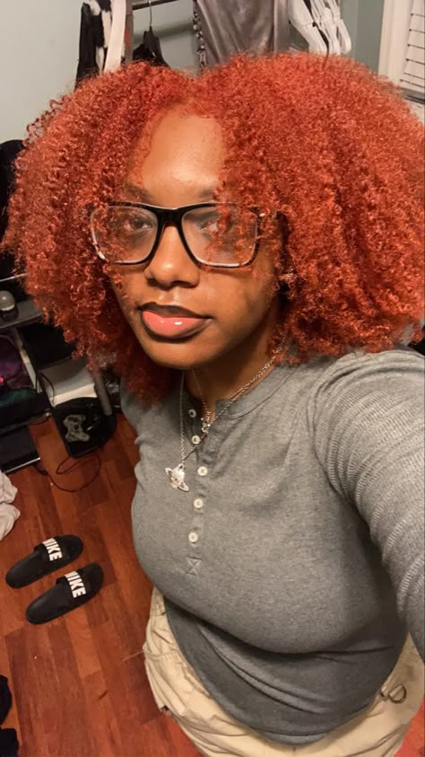 Black Women With Ginger Hair, Ginger Black Women, Red Hair Black Woman, Lastest Hair Styles, Ginger Hair Ideas, Dark Ginger Hair, Ginger Hair Dyed, Black Ginger, Color For Black Hair