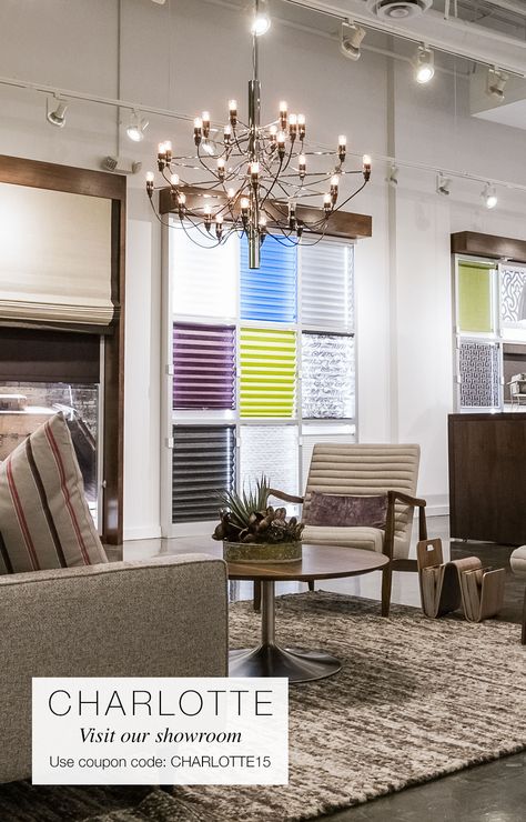 Blinds Display Showroom, Curtain Store Design, Furnishing Showroom Display, Blinds Showroom, Curtain Showroom, Boutique Window Displays, Regal Decor, Fabric Store Design, Showroom Decor