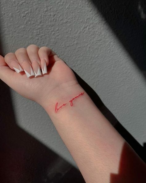 Red Initials Tattoo On Wrist Beauty In The Struggle Tattoo, Red Tatooes, Script Neck Tattoo, Love Yourz J Cole Tattoo, Tattoo Mujer, Love Yourz J Cole, J Cole Tattoo, Beauty In The Struggle, Love Yourself Tattoo