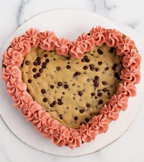 Heart Shape Cookie Cake, Mini Heart Cookie Cake, Engagement Cookie Cake, Cookie Cake Designs Ideas, Valentine Cookie Cake, Valentine’s Day Cookie Cake, Cookie Cake Aesthetic, Heart Shaped Cookie Cake, Cute Cookie Cake Designs