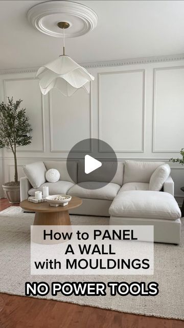 How To Make Wall Moulding, Diy Wall Moulding Ideas, Bedroom Moulding Wall, Moulding On Walls Living Room, Diy Molding Wall, Modern Wall Moulding, Moulding Design On Wall, Wall Moulding Ideas Living Room, Moulding On Walls