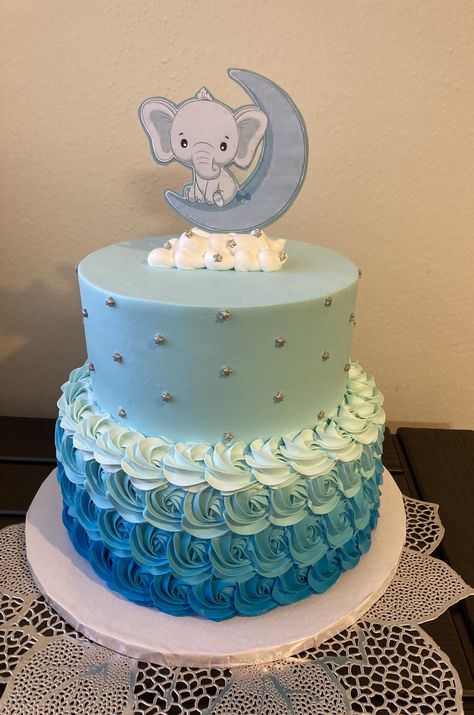 Baby Elephant Cakes For Baby Showers, Baby Boy Cakes For Baby Shower Blue, Baby Shower Cake Ideas For Boys, Pasteles Baby Shower, Baby Boy Shower Cake Ideas, Boy Baby Shower Cake Ideas, Baby Shower Cakes Boy, Elephant Theme Cake, Baby Shower Cake For Boy