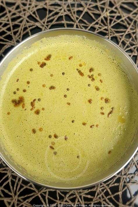 A very healthy Tambuli recipe made using Karano (Brahmi/ Indian Pennywort) leaves Tambuli Recipe, Kannada Words, Indian Pennywort, Clarified Butter, Mustard Seed, Ghee, Coconut