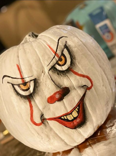 Pumpkin Decorating Themes For Contest, Scary Punkin Ideas, It Painted Pumpkin, Scary Painting Pumpkins, Art On Pumpkins, Spooky Painted Pumpkin Ideas, It Pumpkin Painting, Pumpkin Ideas For Halloween Scary, Chucky Painted Pumpkin