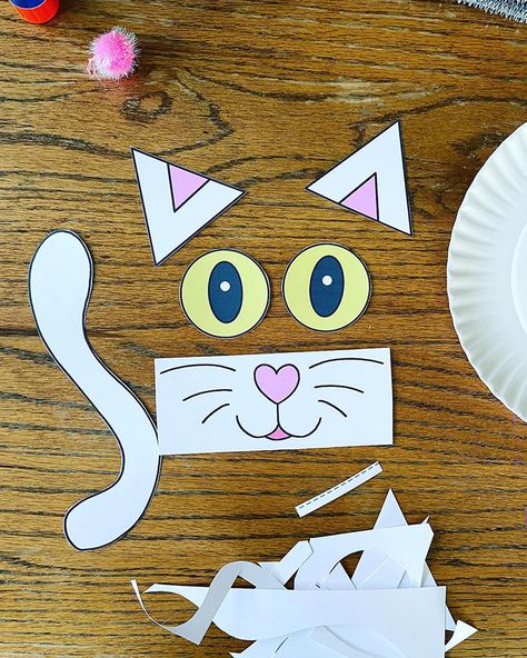 Cat Crafts For Kids, Crafts Template, Easy Easter Crafts, Preschool Arts And Crafts, Book Drawing, Cat Crafts, Class Projects, Craft For Kids, Easy Easter