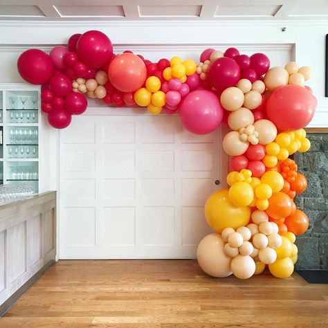 Summer soirée with this African sunset inspired installation 🦒 . . . #balloongarland #balloonarch #ballooninstallation #summersoiree Sunset Color Party Decor, Sunset Backdrop Party, Sunset Decorations Party, Sunset Balloon Arch, Sunset Balloons, Sunset Color Balloon Garland, Pink Orange Purple Balloon Garland, Sundowner Party, Smiley Party