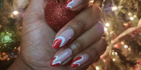 60 Elegant Christmas Nail Designs for Celebrating the Season in Style Elegant Christmas Nail Designs, Christmas Nail Design, Nail Looks, Best Black Friday, Celebrity Moms, Christmas Nail Designs, Hair Fragrance, Christmas Nail, Elegant Christmas