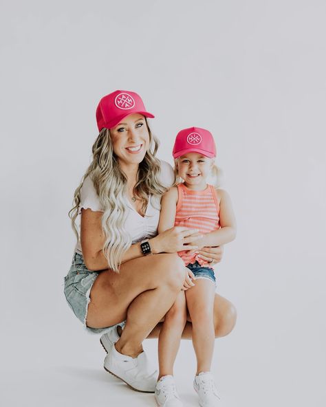 Ahh we are so excited! Mama and Mini matching hats are here! We have had so many request for a hot pink hat and so many request for more matching Mama and Mini hats so we decided to combine the two 😍 Hot Pink Mama and Mini Hats will release on Friday August 2nd at 10am PST! Hot Pink Hat, X Logo, Toddler Size Chart, Hat Ideas, 3d Logo, Pink Mini, Toddler Sizes, Trucker Cap, Logo Embroidered