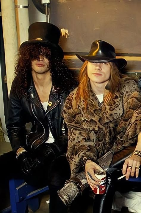 Axl Rose And Slash 80s, This Is My Taste In Men, Famous Rockstars, Slash And Axl Rose, Gnr 80s, Slash 80s, Slash And Axl, Axl Rose And Slash, Axl Rose Slash