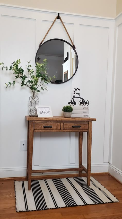 Computer Table In Living Room, Hobby Lobby Entry Table Decor, How To Style A Small Entry Table, Hanging Mirror Decor, Small Entry Table With Mirror, Small Entey Table, Small Entry Table Styling, Small Buffet Table Ideas Decor, Small Entry Table Decor Ideas