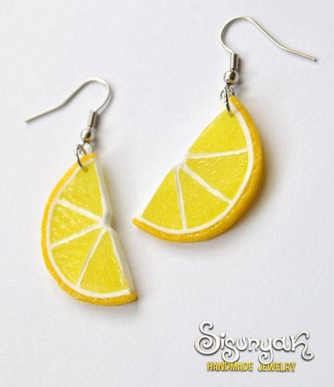 Weird Jewelry, Lemon Slices, Handmade Clay Jewelry, Quirky Earrings, Polymer Earrings, Polymer Clay Jewelry Diy, Fruit Earrings, Funky Earrings, Clay Jewelry Diy