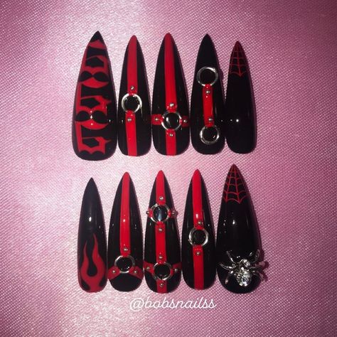 Aesthetic Nail Art, No Aesthetic, Horror Nails, Aesthetic Nail, Gothic Nails, Nails Design Ideas, Edgy Nails, Grunge Nails, Goth Nails