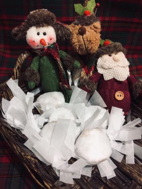 Christmas Wreaths, Teddy Bear, Holiday Decor, Toys, Christmas