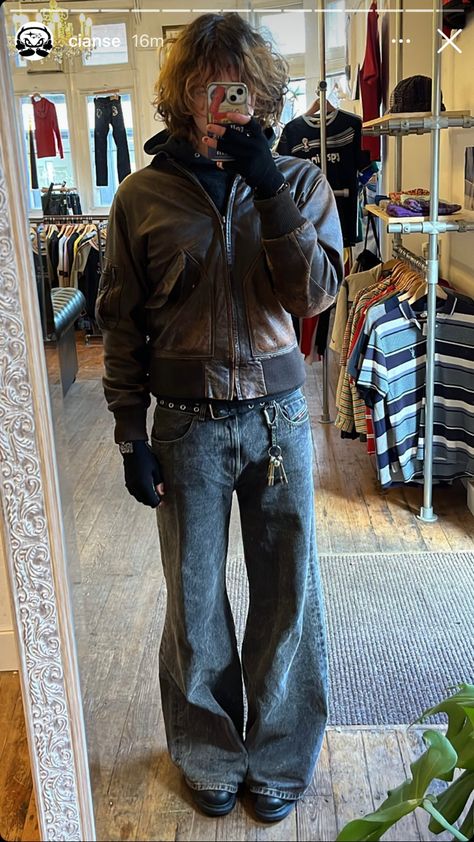 2023 Man Outfit, Brown Winter Outfit Men, Crazy Fashion Outfits Men, Leather Jacket Men Brown, Men’s Brown Leather Jacket Outfit, Alt Fashion Men Grunge, Vintage Brown Leather Jacket Outfit Men, Winter Leather Jacket Outfit Men, Leather Jacket Autumn Outfit