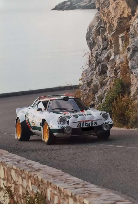 90s Rally, Ezreal League Of Legends, Rally Car Racing, Subaru Rally, Lancia Stratos, Rally Raid, Classic Race Cars, Vintage Sports Cars, Classic Racing Cars