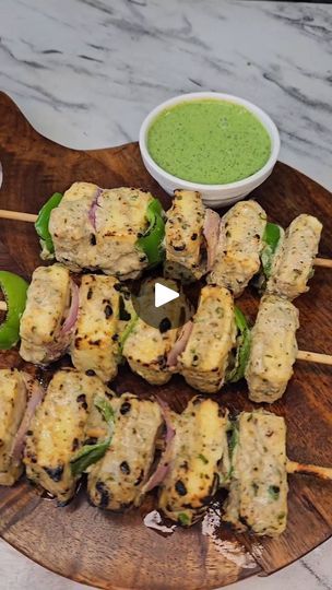 108K views · 9.2K reactions | Malai paneer tikka 😍🤗 Ingredients 👇 1. 300g paneer 2. 1 capsicum 3. 1 onion 4. 1/4 cup hung curd 5. 1tbsp ginger garlic paste 6. 3 tbsp fresh cream 7. 1 cube process cheese 8. 1tbsp roasted gram flour 9. 1tsp chopped green chilli 10. 1tsp cumin powder 11. 1tsp coriander powder 12. 1/2 tsp black pepper powder 13. 1/2 tsp chaat Masala 14. 1 tsp garam Masala 15. 1tsp Kasuri Methi 16. Salt to teast 17. 2tbsp butter #malaipaneertikka #paneertikka #cooking #recipe #instagram | sadik mulla....🇮🇳 | TELL YOUR STORY music by Ikson™ · Do It Malai Paneer Tikka, Paneer Tikka Recipe, Kasuri Methi, Story Music, Tikka Recipe, Ginger Garlic Paste, Paneer Tikka, Gram Flour, Chaat Masala