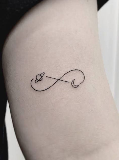 Tiny Infinity Tattoo, Moon Infinity Tattoo, Small Infinity Tattoos, Henna Arabic, Infinity Tattoo On Wrist, Infinite Symbol, Mum Tattoo, Tiny Wrist Tattoos, Planet Tattoos