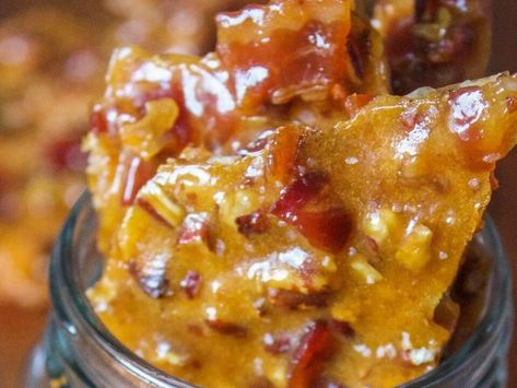 Bourbon Bacon Brittle: Sweet, Smoky, and Nutty with a Kick of Bourbon - NewsBreak Bacon Bourbon Brittle, Bacon Brittle Recipe, Pumpkin Crockpot, Banana Bread Pudding, Pork Chops And Gravy, Sweet Tea Recipes, Southern Sweet Tea, Brittle Recipes, Baked Peach