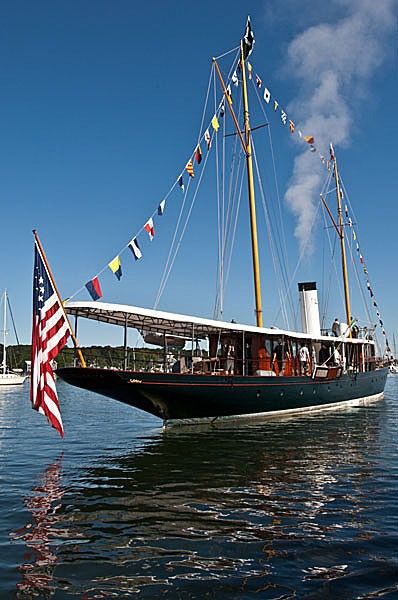 Motor Steam Yacht Cangarda Steam Yacht, Yatch Boat, Big Yachts, Mystic Seaport, Classic Boat, Classic Yachts, Vintage Boats, Cool Boats, Wood Boats