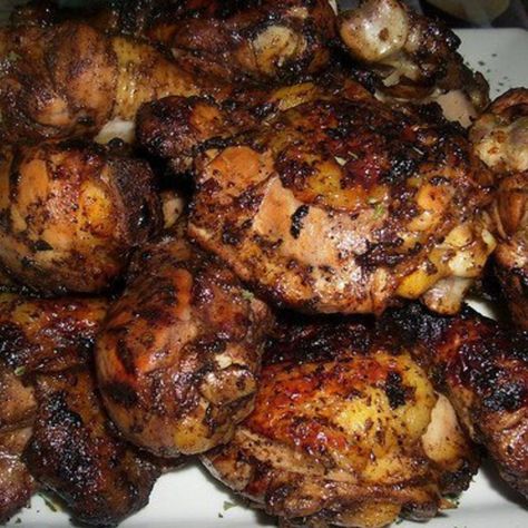 Quick and Easy Jerk Chicken Easy Jerk Chicken, Easy Jerk Chicken Recipe, Chicken Grill, Chicken Recipes Easy Quick, Jerk Chicken Recipe, Bake Chicken, Jamaican Dishes, Quick Chicken Recipes, Chicken Pieces