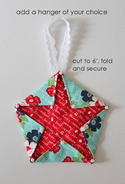 Threadbare Creations, Sewn Christmas Ornaments, Fabric Star, Christmas Fabric Crafts, Christmas Sewing Projects, Folded Fabric Ornaments, Quilted Christmas Ornaments, Fabric Stars, Christmas Ornament Pattern