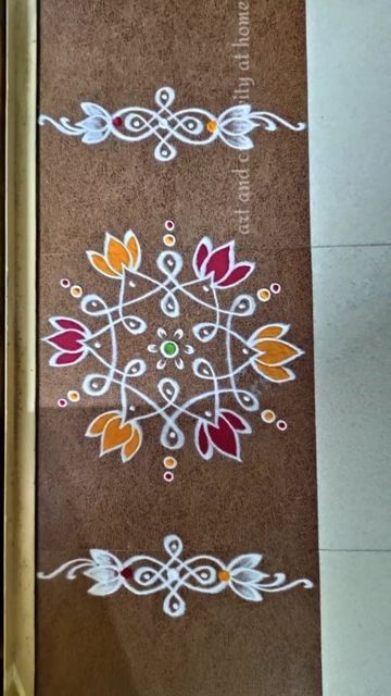 Rangoli Borders Design Simple, Kolam Side Border Designs, Side Border Rangoli Designs, Simple Muggulu Designs, Border Kolam, Easy Rangoli Designs Videos, Very Easy Rangoli Designs, Rangoli Designs Photos, Rangoli Designs Simple Diwali