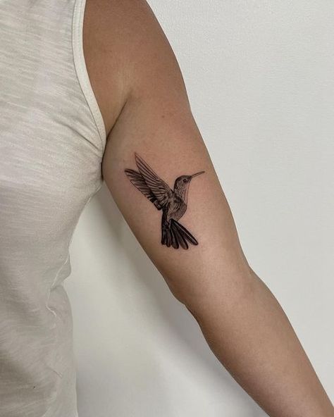 Mountain Tattoo Realistic, Northern Mockingbird Tattoo, Rocky Mountains Tattoo, Realistic Hummingbird Tattoo, Rocky Mountain Tattoo, Mockingbird Tattoo, Hummingbird Tattoo, World Tattoo, Mountain Tattoo