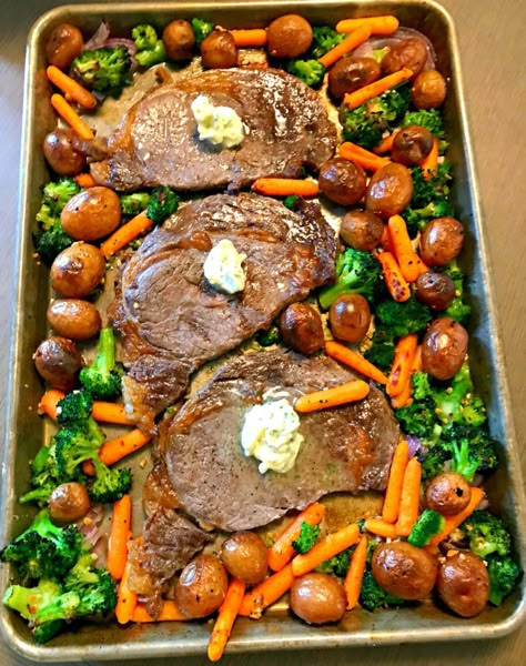 Steak Sheet Pan Dinner - Lou Lou Girls Steak Sheet Pan Dinner, Steak Sheet Pan, Steak Dinner Ideas, Dinner Steak, Pan Steak, Sheet Pan Suppers, Sheet Pan Dinners Recipes, Pan Recipes, Steak Dinner