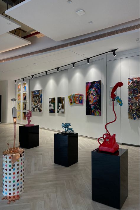 Pop up art | art gallery #aesthetic #popup #art #paintings #mumbai Pop Art Gallery, Art Gallery Aesthetic, Gallery Aesthetic, Pop Up Art, Gallery Design, Art Show, Art Art, Mumbai, Pop Up