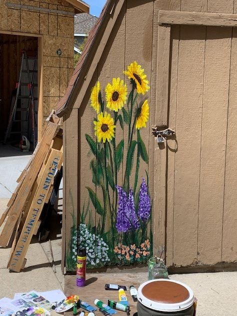 Creative Shed Painting, Flower Mural On Shed, Painted Gates And Fences, Sunflower Fence Painting, Shed Painting Ideas Flowers, Fun Shed Painting Ideas, Flowers Painted On Door, Sunflower Mural Wall Art, Mural On Shed