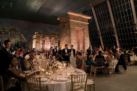 Nights at the Museum: When the Met Became a Movie Studio - The New York Times Nyc Gala Aesthetic, Met Gala Venue Aesthetic, The Met Wedding, Ocean 8 Aesthetic, The Met Gala Aesthetic, Met Gala Aesthetic Party, Oceans 8 Met Gala, Charity Gala Aesthetic, Oceans 8 Aesthetic