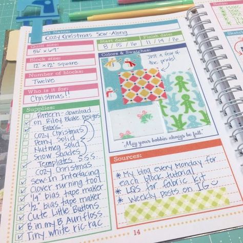 Quilt Journal Ideas, Quilting Journal, Apple Quilt, Planner Sewing, Quilt Journal, Machine Binding, Sewing Journal, Quilt Planner, Cute People