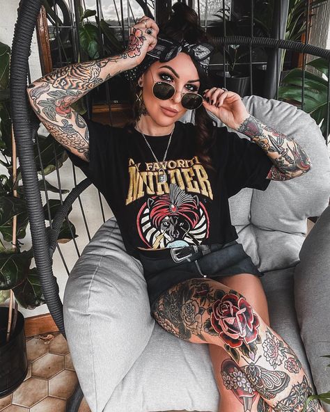 Stefanie Lee, Tattoed Girls, Inked Babes, My Kind Of Woman, Happy Weekend, Tattoo On, My Favourite, Podcast, Tattoos