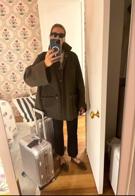 Barbour Jacket Outfit, Carhartt Detroit Jacket, Cosy Outfit, Winter Chic, English Style, Fashion 101, Classic Outfits, Autumn Inspiration, Winter Looks