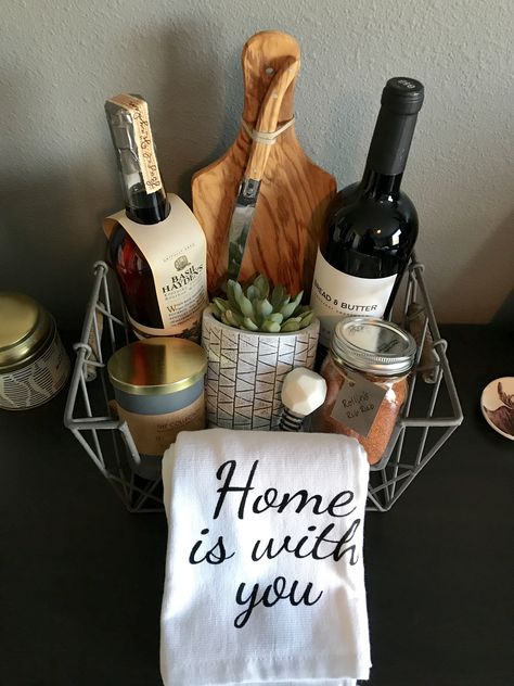 Housewarming gift basket Diy Wine Gift Baskets, Wine Gifts Diy, Housewarming Gift Baskets, Wine Baskets, Wine Gift Baskets, Diy Gift Baskets, Personal Gifts, Closing Gift, Closing Gifts