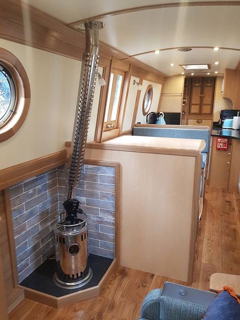 Narrowboat Layout, Walk Through Bathroom, Kitchen With Black Granite, Narrowboat Kitchen, Nomadic Living, Barge Interior, Barge Boat, Narrowboat Interiors, Boat Bed