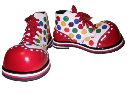 Professional Halloween Costumes, Shoes Costume, Clown Pics, Clown Clothes, Clown Shoes, Halloween Clown, Send In The Clowns, Cute Clown, Vintage Clown