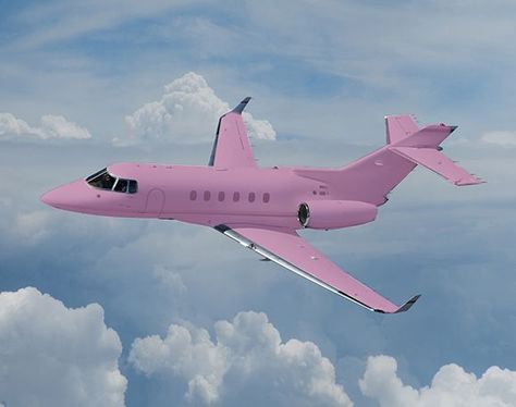 PANTONE Color of the Year 2014 - Radiant Orchid airplane  some day wanna ride on a pink jet wud be the bomb Pink Airplane, Air Stewardess, Jet Privé, Pink Board, Pink Cars, Luxury Jets, Airplane Car, Tout Rose, Airplane Flying