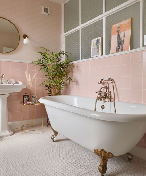 Makeup guru's renovated home is a maximalist’s dream | Real Homes Vintage Pink Tile Bathroom, Corner Tubs, Metro Tiles Bathroom, Bathroom Inspiration Board, Pink Tile Bathroom, Pink Bathroom Tiles, Pink Bathtub, Retro Pink Bathroom, Bathroom Traditional