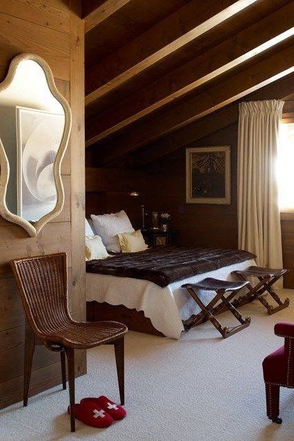 Swedish Cabin Interior, Western Aesthetic Bedroom, Ski Lodge Interior, Lodge Aesthetic, Mountain Interiors, Chalet Interior, Chalet Design, Ski Chalet, Elegant Bedroom