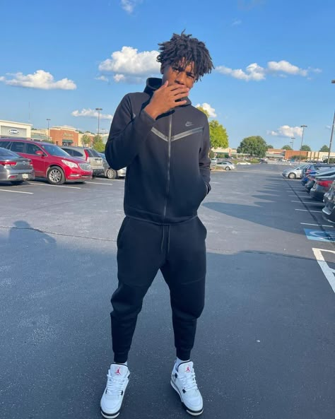 Nike Tech Fleece Outfit Men Black, Black Tech Fleece, Nike Tech Noir, Nike Tech Fleece Black, Nike Tech Black, Nike Tech Outfit, Nike Tech Joggers, Nike Tech Tracksuit, Mens Fashion Nike