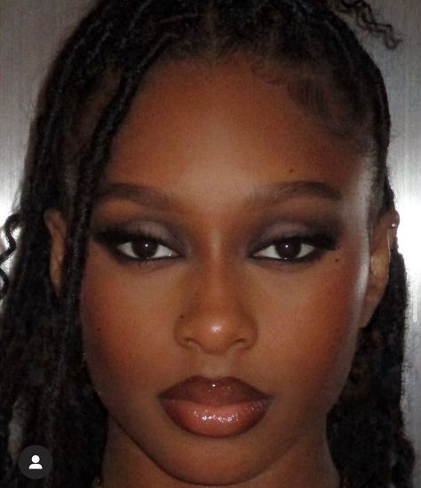 90s Makeup Look, Sultry Makeup, Brown Girls Makeup, Show Makeup, 90s Makeup, Makeup For Black Skin, Brown Skin Makeup, Dope Makeup, Edgy Makeup