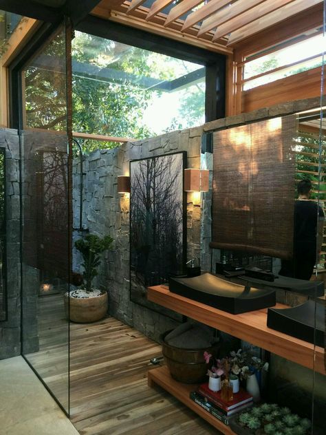 20 Amazing Open Bathroom Design Inspiration - The Architects Diary Design Interior Baie, Creative Bathroom Design, Open Bathroom, Creative Bathroom, Bad Inspiration, Decor Baie, Bathroom Design Inspiration, Outdoor Bathrooms, Rustic Bathrooms