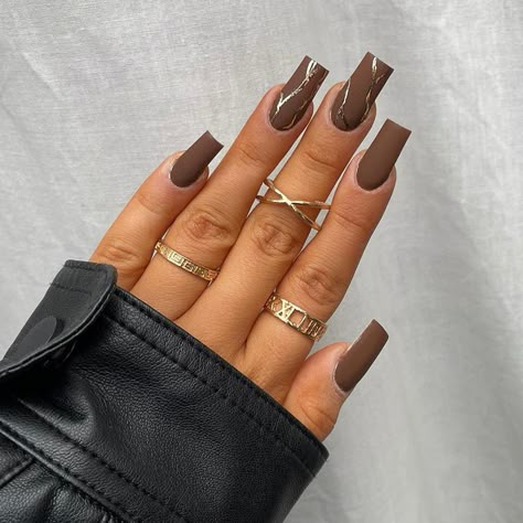 Choc Brown Nails, Brown Marble Nails Acrylic, Brown Silver Nails, Brown Nails With Gold, Brown Matte Nails Design, Brown Nails Black Women, Brown Matte Nails, Matte Brown Nails, Brown Metallic Nails